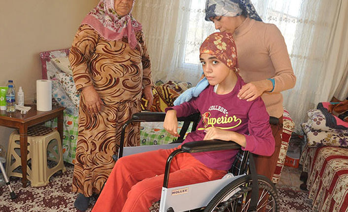 Yatağa mahkum kaldı! Teşhis konulamıyor