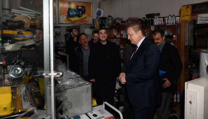 Vali Yavuz'dan esnaf ziyareti