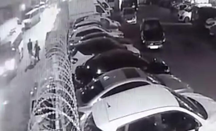 Bebeğini kurtardı ama...