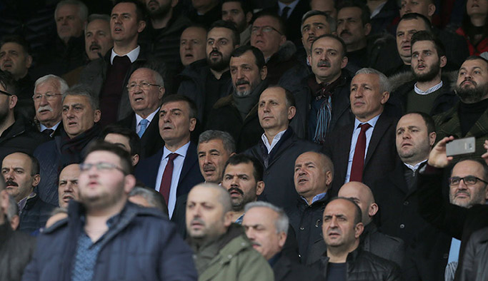 Trabzonspor'da istifa sesleri