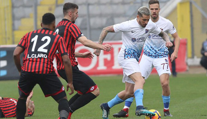 Trabzonspor’un bu sezonki beraberlik serisi zirve yarışını zora soktu