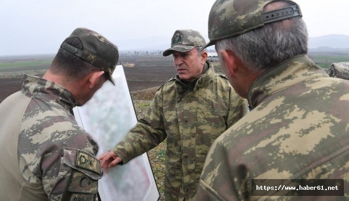 Genelkurmay Başkanı Hulusi Akar sınırda 