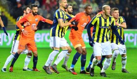 Arda Turan'lı Başakşehir kaybetti, zirve karıştı