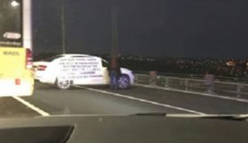 Havaya ateş açtı: Trafik durdu