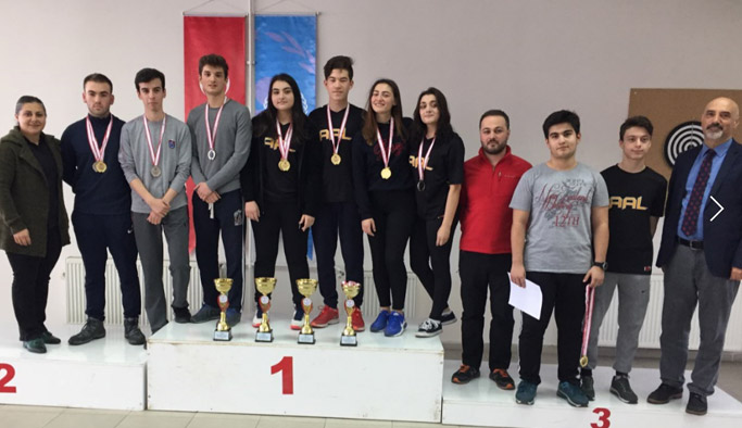 Akçaabat Anadolu Lisesi yine zirvede