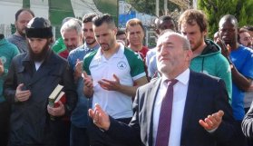 Yılmaz Vural'ın takımı işler kötü gidince kurban kesti