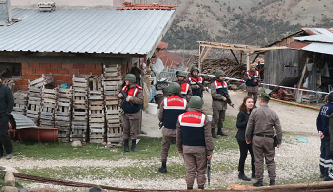 Tarla kavgasında katliam! 4 ölü 5 yaralı