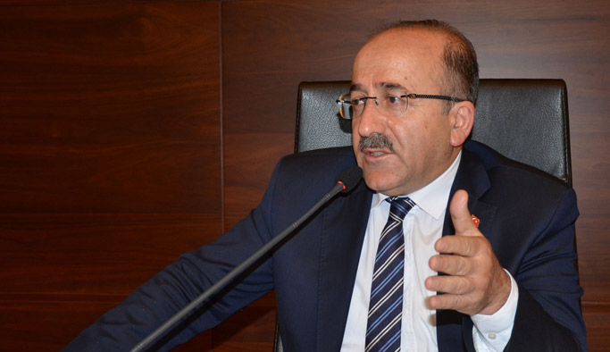 Gümrükçüoğlu: "Her zaman eğitimin emrindeyiz"