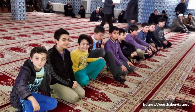 Trabzon'da Cami Çocuk Buluşması