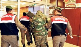 Yunanistan sarsıldı: Askerlerin tutuklanması