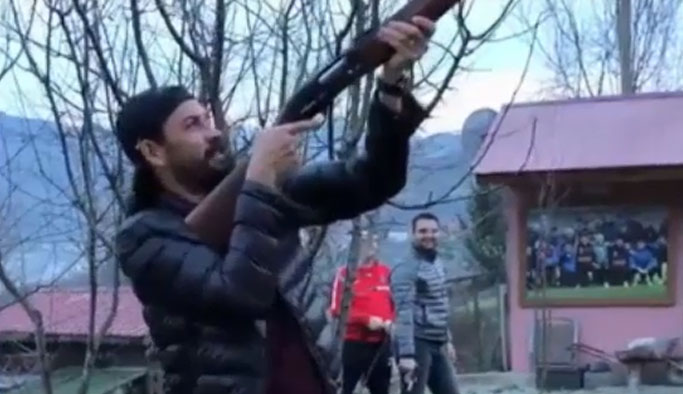 Servet Çetin tüfekle atış yaptı