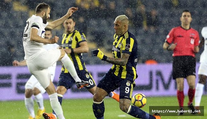 Fener'e Akhisar tokadı