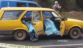 Otomobille yol kesip dehşet saçtı