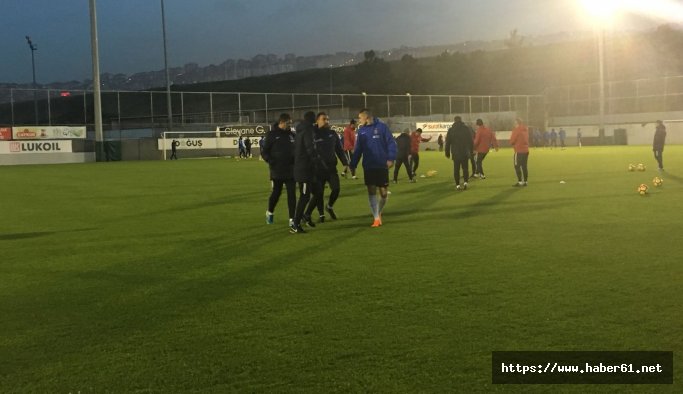 Trabzonsporlu oyuncu antrenmanı yarıda bıraktı
