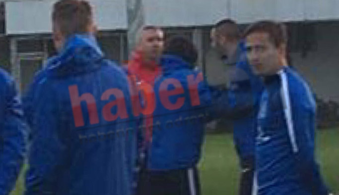 Burak Yılmaz ile Bülent Albayrak neden kavga etti?