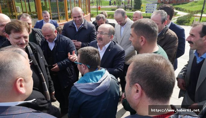 Gümrükçüoğlu çalışanlarıyla bir araya geldi