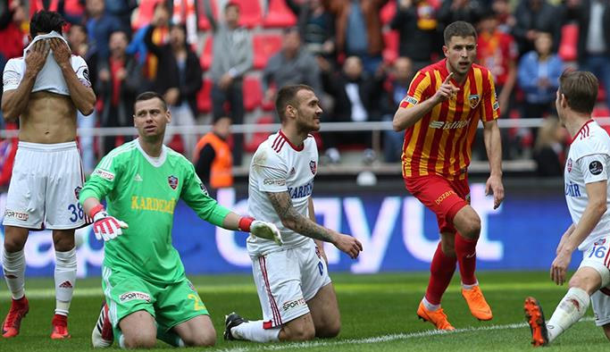 Kayserispor sahasında Karabükspor'u yendi. 11-03-2018