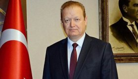 Trabzon Valisi Yavuz'dan istiklal marşı mesajı