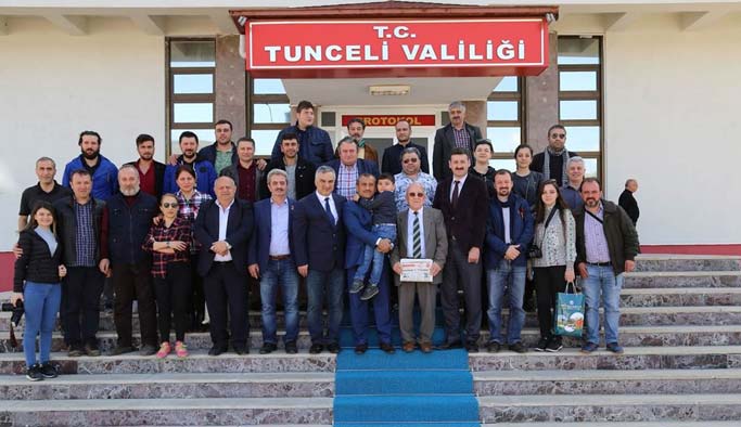 Karadenizli gazeteciler Vali Sonel'i ziyaret etti