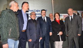 Genç, Emekliler Derneği'ne müjdelerle gitti