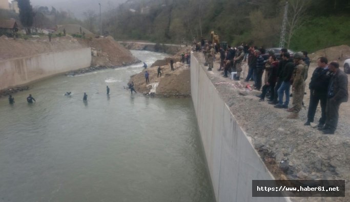 Trabzon'da derede kaybolan polis heryerde aranıyor