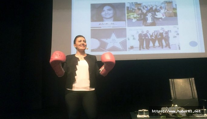 Trabzon'da pembe boks eldiveni ile başarı hikayesini anlattı 