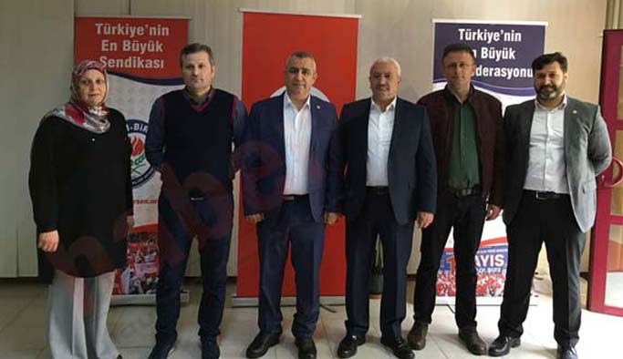 Eğitim Bir Sen'den Mehmetçiğe destek