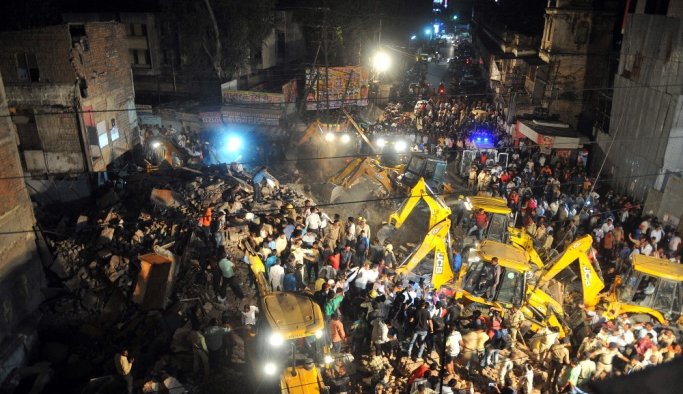 Otel çöktü: 10 ölü