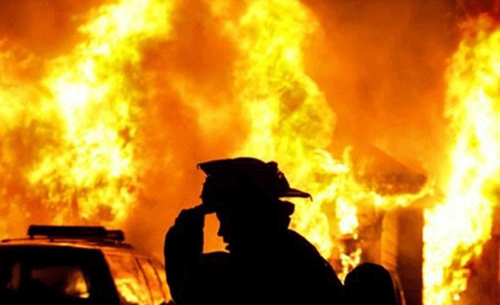 Yaşlı kadının evinde yangın çıktı!