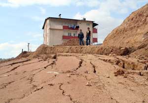 Gümüşhane'de heyelan tehlikesi