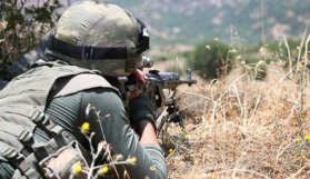 Teröristlerle sıcak temas: 1 asker yaralı