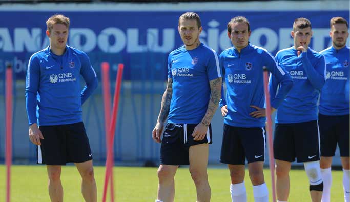 Trabzonspor'da hazırlıklara devam: Pas ve taktik çalıştılar