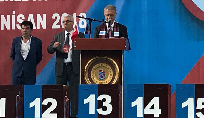 Ağaoğlu: Trabzonspor sevdalısıyız