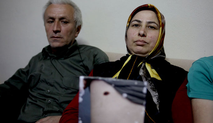 Giresunlu aile kayıp kızını diğer kızının beni ile arıyorlar