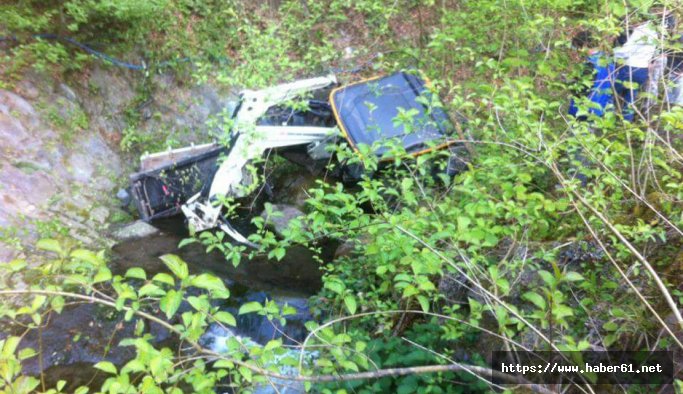 Traktör uçuruma  yuvarlandı: 1 kişi öldü