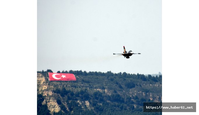 SOLOTÜRK, Çanakkale semalarında