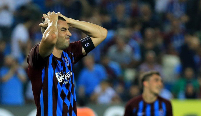 Burak Yılmaz takıma katılamadı