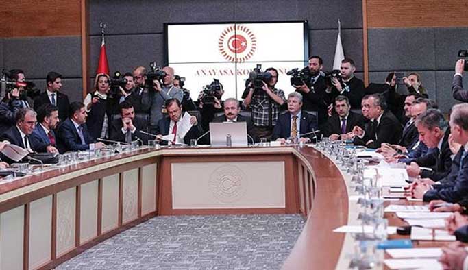 Erken seçim önergesi komisyondan geçti