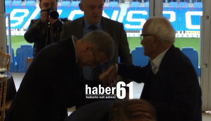 Ağaoğlu o ismin elini öptü