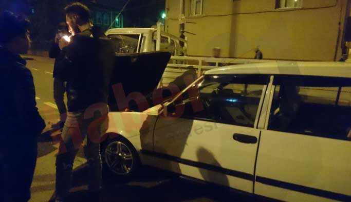 Trabzon'da kamyonetle otomobil çarpıştı