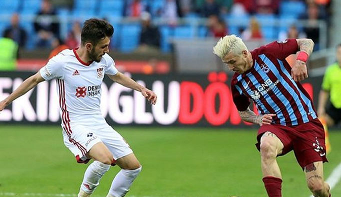 Kucka geç açıldı