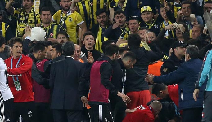 Fenerbahçe ve Beşiktaş'ın dertleri beni ilgilendirmiyor!