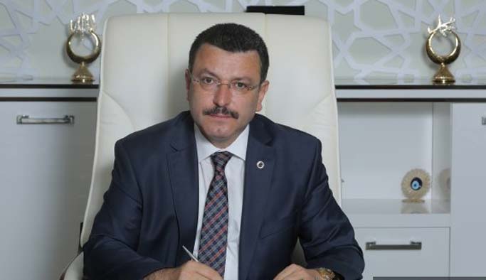 Başkan Genç: "Git 33 dk. Tiyatro oyna"