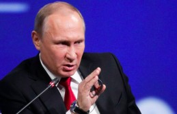 Vladimir Putin kendi kendini azarladı!