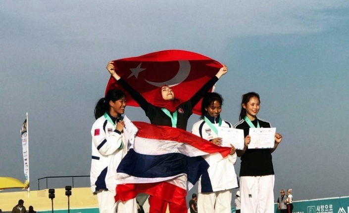 Milli Taekwondocu'dan büyük başarı