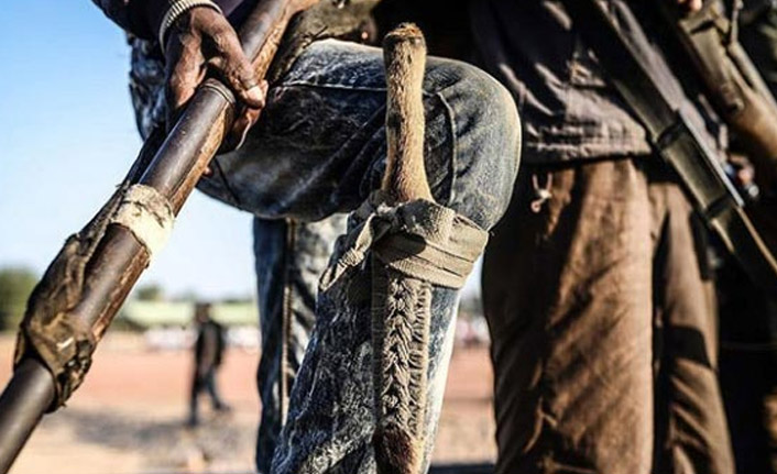 Camiye saldırdılar: En az 24 ölü