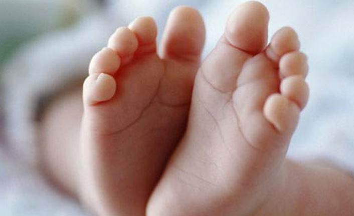 4. kattan düşen bebek öldü