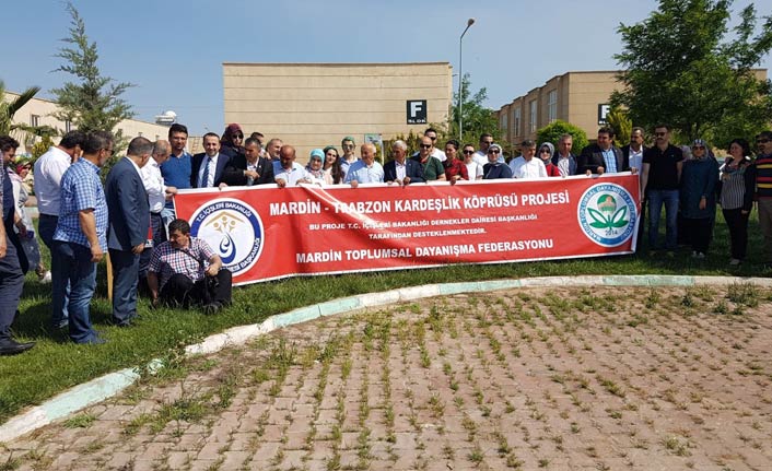 Trabzon’dan Mardin'e misafirliğe gittiler