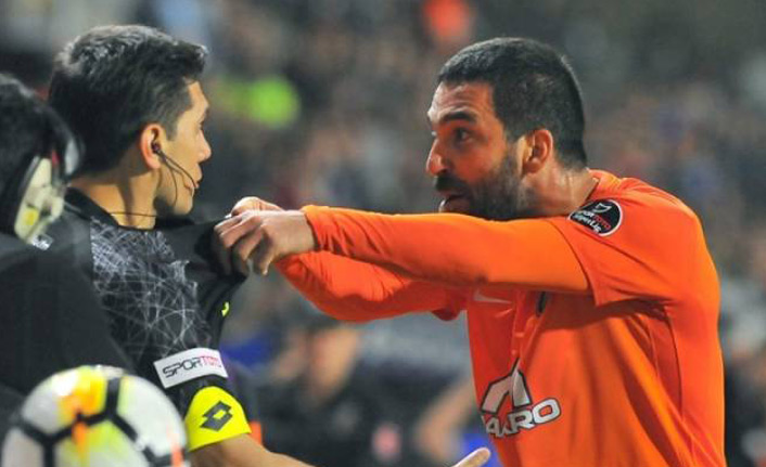 Dünya, Arda Turan'ın cezasını konuşuyor