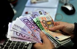 İstanbul serbest piyasada dolar ve avro güne yükselişle başladı